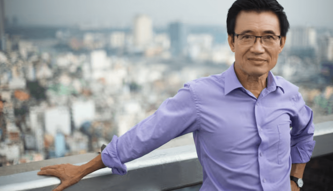 Khoảnh khắc lịch sự trong ánh sáng ấm